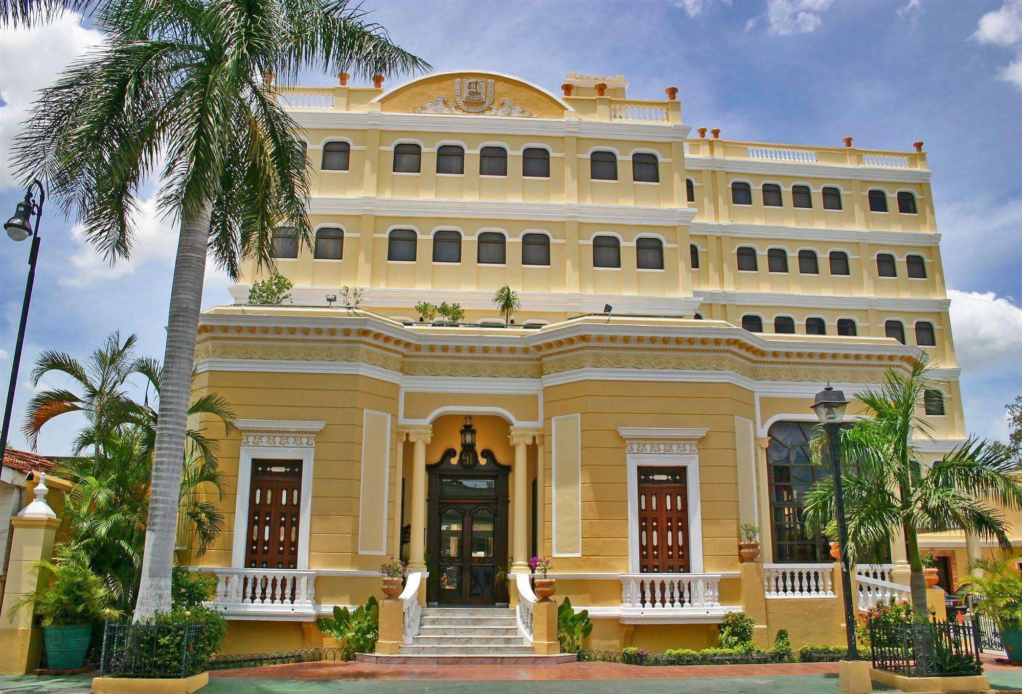 Hotel Residencial Merida Luaran gambar